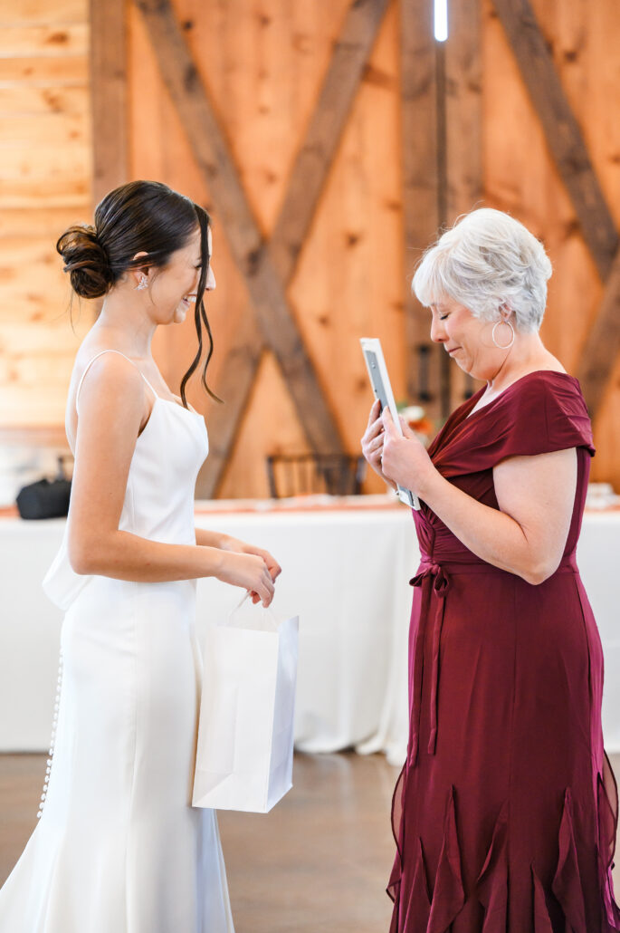 bride, wedding, summer wedding, Hidden Creek, Dallas, Texas, Rockwall, Bride and Groom, Wedding dress, Wedding Day Morning Routine, Wedding Day