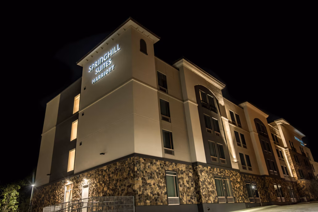 Hidden Creek in-house catering, elegant wedding appetizers, gourmet entrees, plated meals, buffet display, fresh ingredients, wedding reception dining, Rockwall TX catering, Hidden Creek's Summer 2025 Open House near Lake Ray Hubbard Rockwall, TX